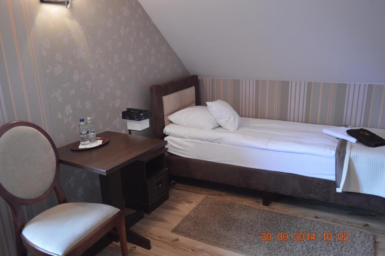 Zajazd Zlota Podkowa Wrocki Room photo
