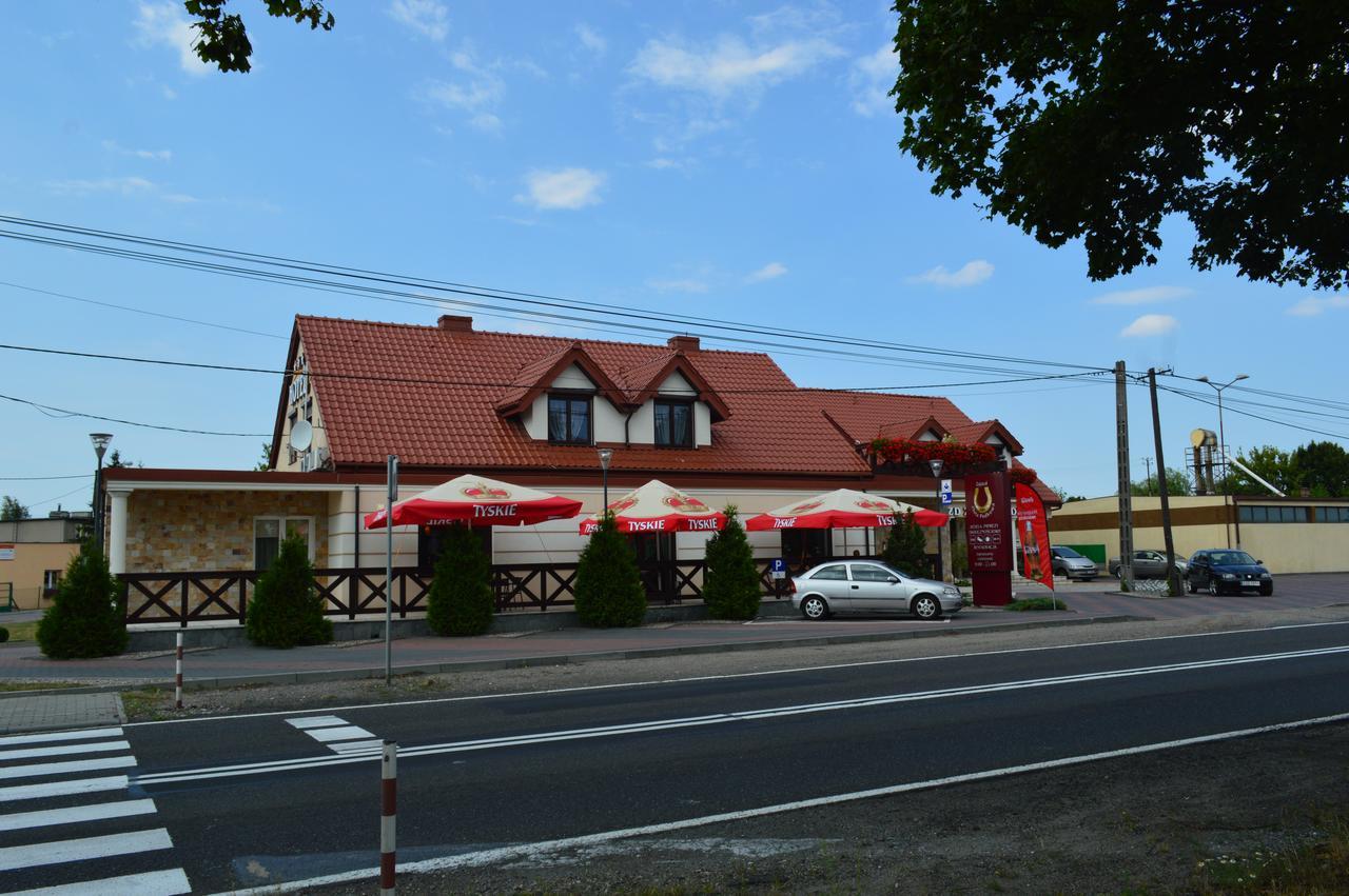 Zajazd Zlota Podkowa Wrocki Exterior photo